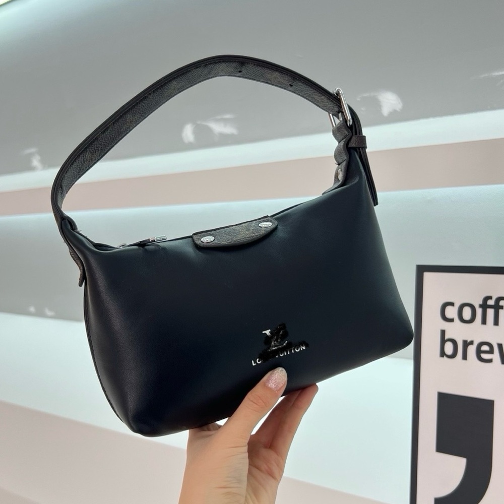 ❗️SALE❗️New women’s black fashion bag